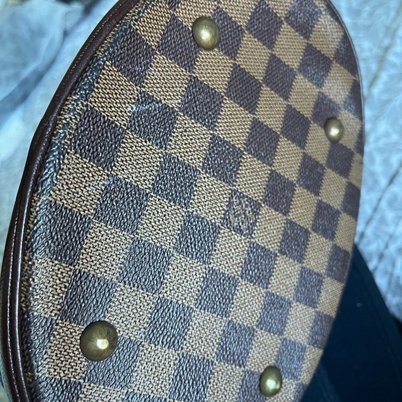LOUIS VUITTON Damier Ebene Marais Bucket - Picture 7 of 13